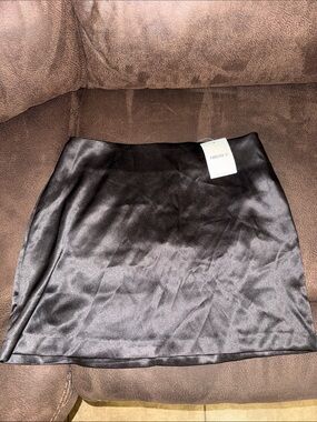 Forever 21 Black Satin Mini Skirt
